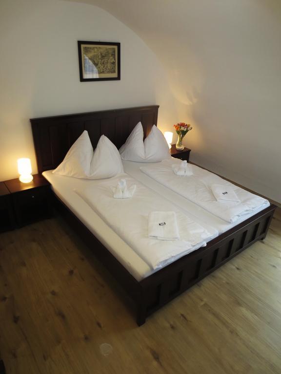Hotel Hubertus Valtice Room photo